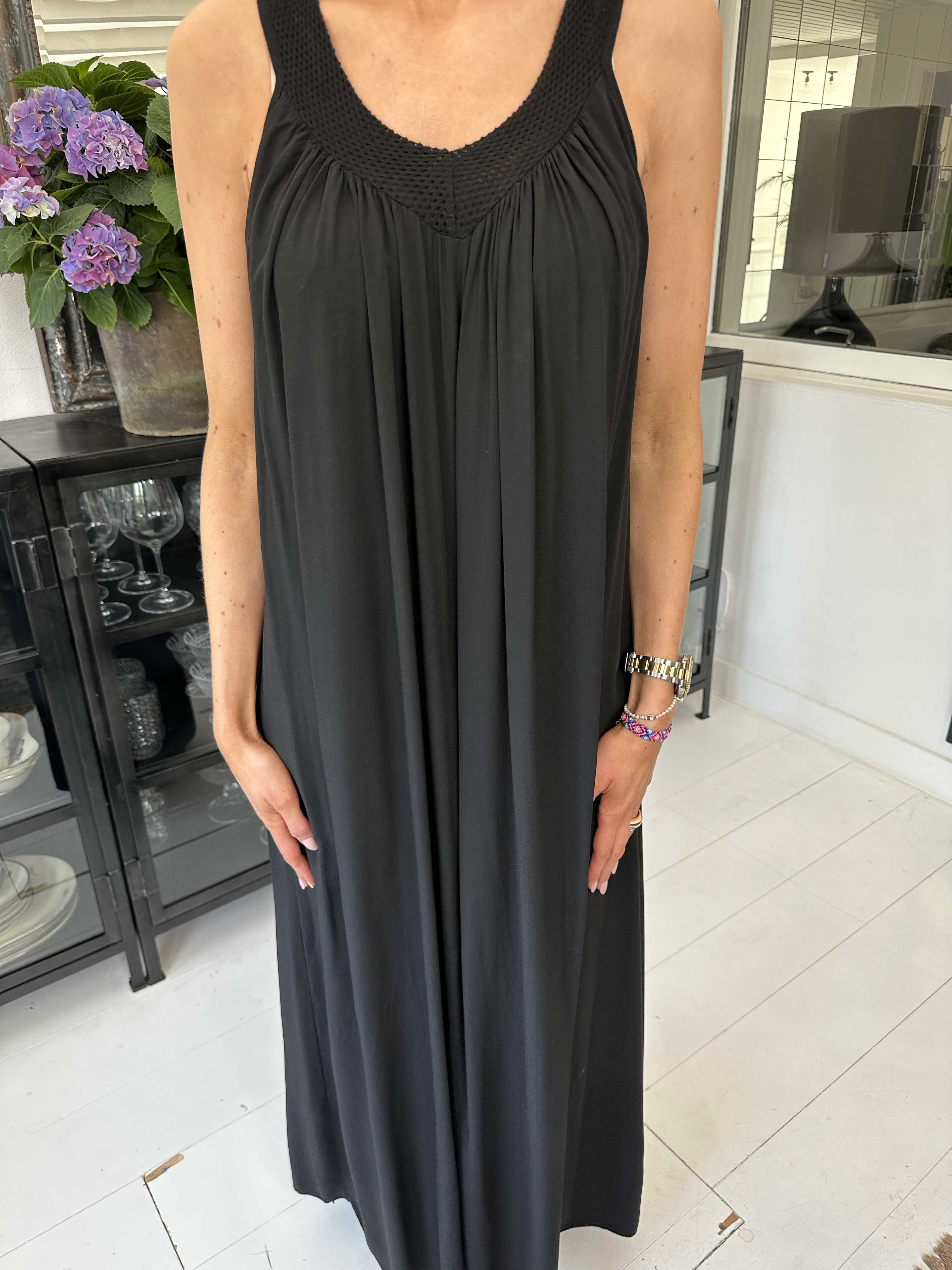 Arizona - Lång sommarklänning med breda axelband